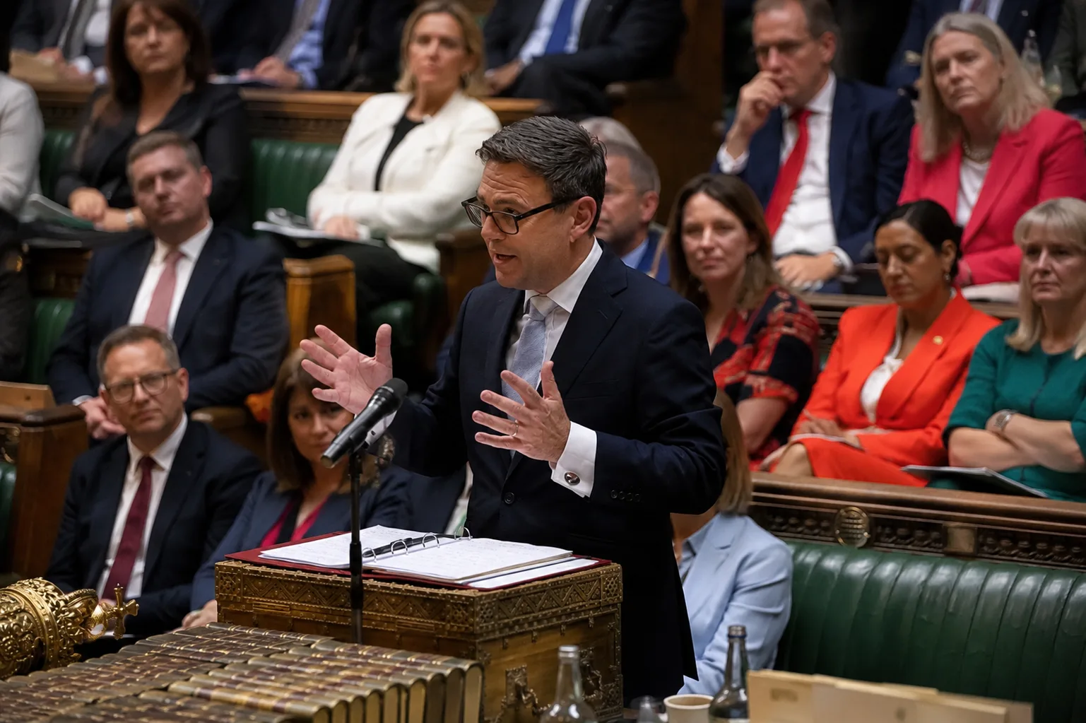 Retail giants warn Burnham against a high-street "tax raid" as bond markets send borrowing costs to decade highs